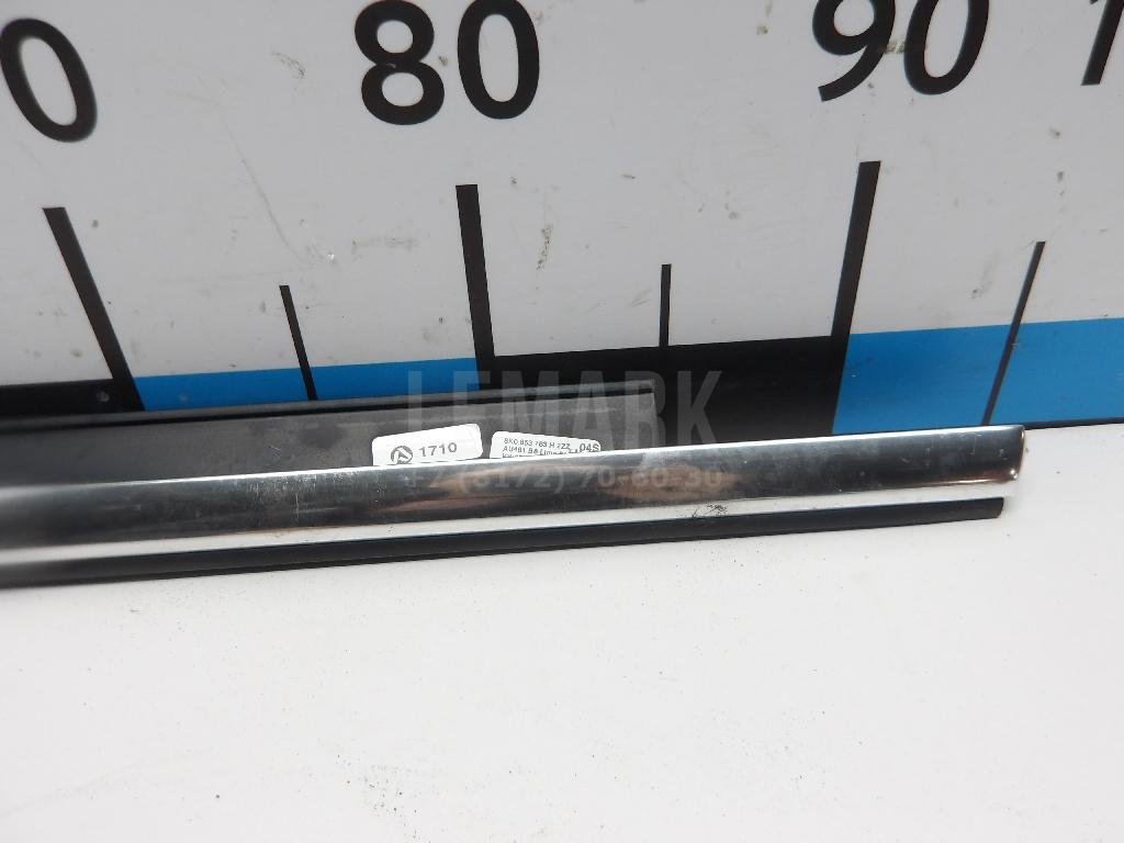 Накладка стекла заднего левого