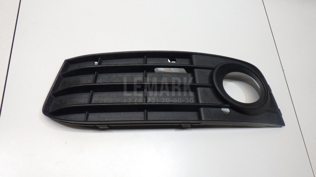 Решетка в бампер левая