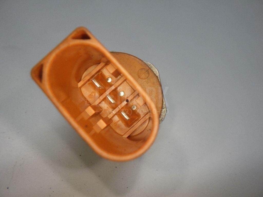 Датчик давления топлива