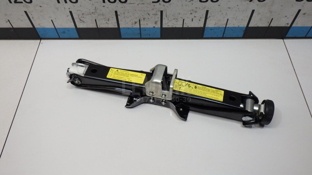 Домкрат для  Audi A4 [B8] 2007-2015