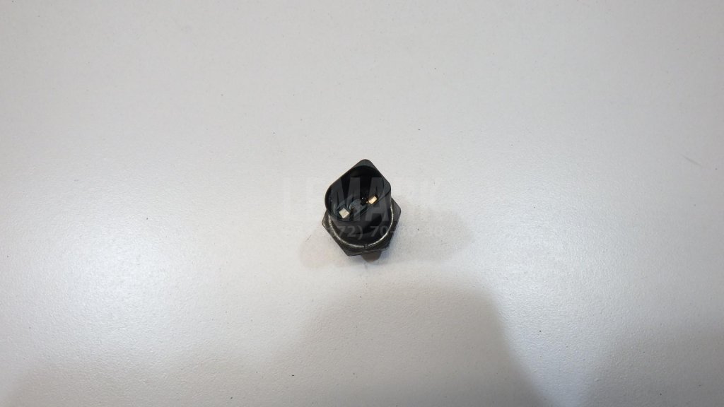 Датчик давления масла для  Alfa Romeo 159 2005-2011