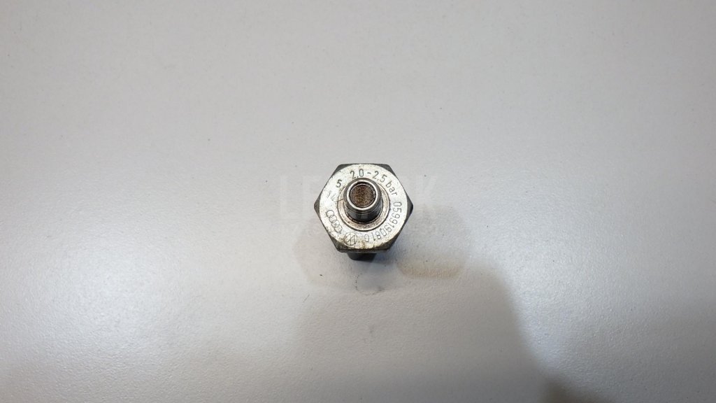 Датчик давления масла для  Alfa Romeo 159 2005-2011