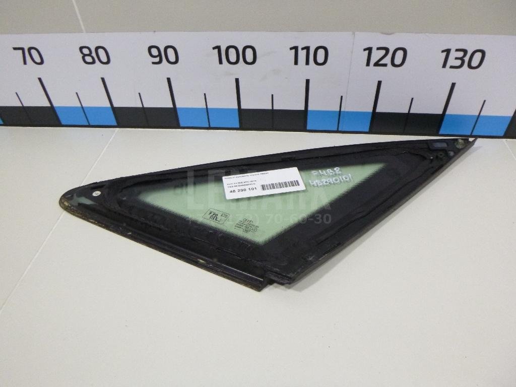 Стекло кузовное глухое левое