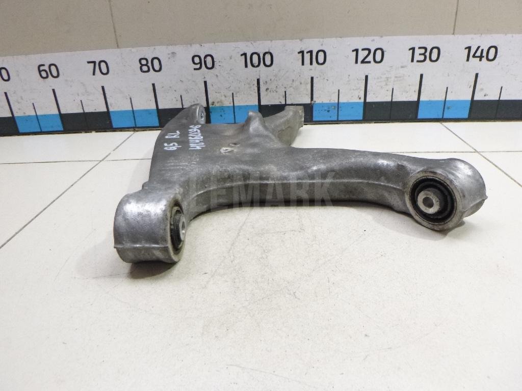 Рычаг задний нижний левый