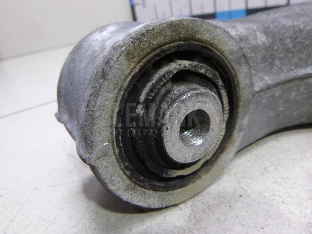 Рычаг задний нижний левый