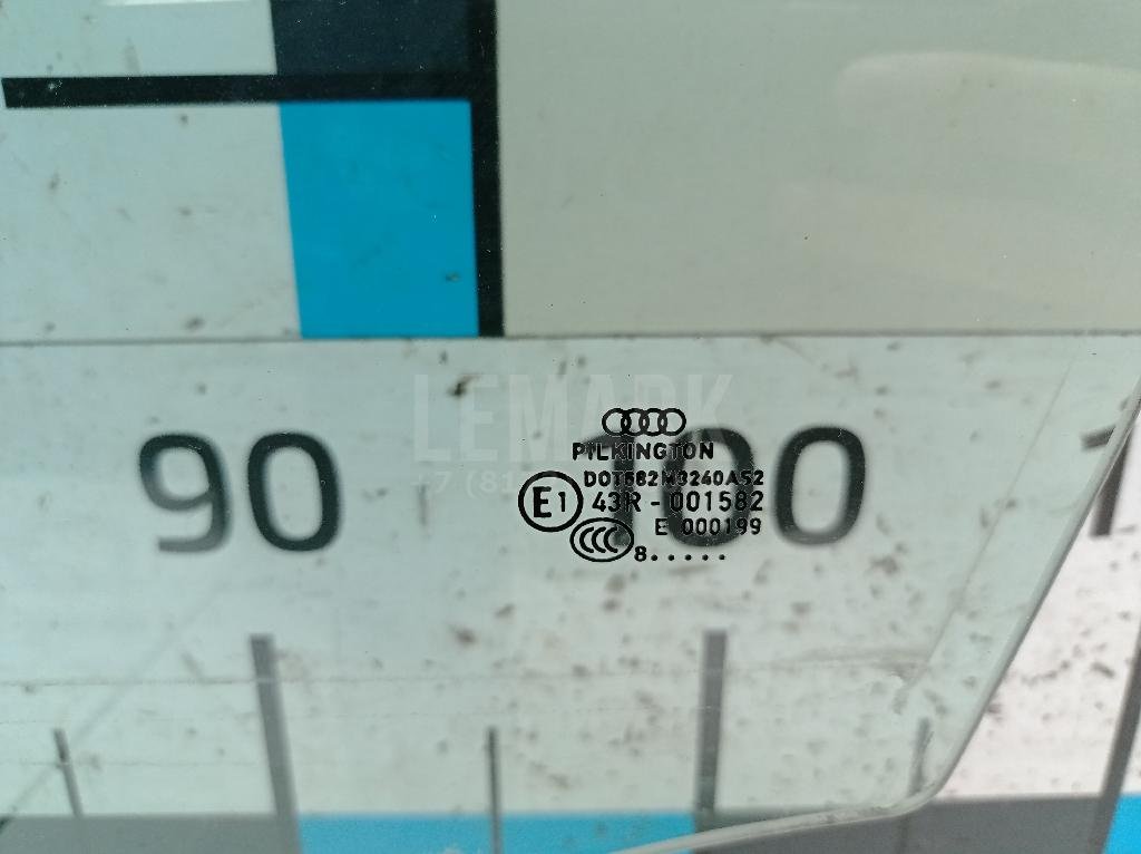 Стекло двери передней левой