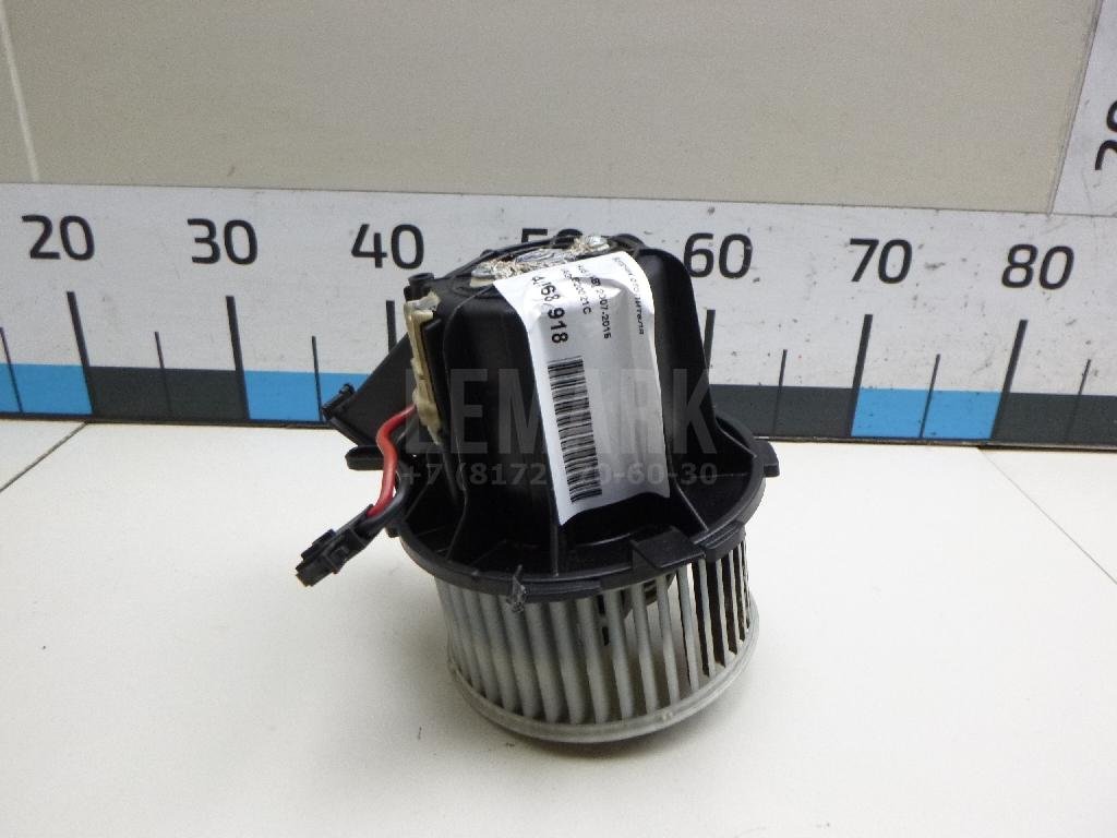 Моторчик отопителя для  Audi A3 (8Y) 2020