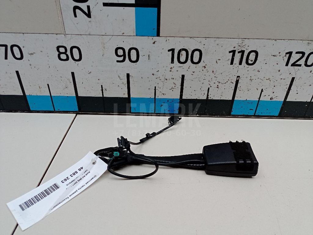 Ответная часть ремня безопасности