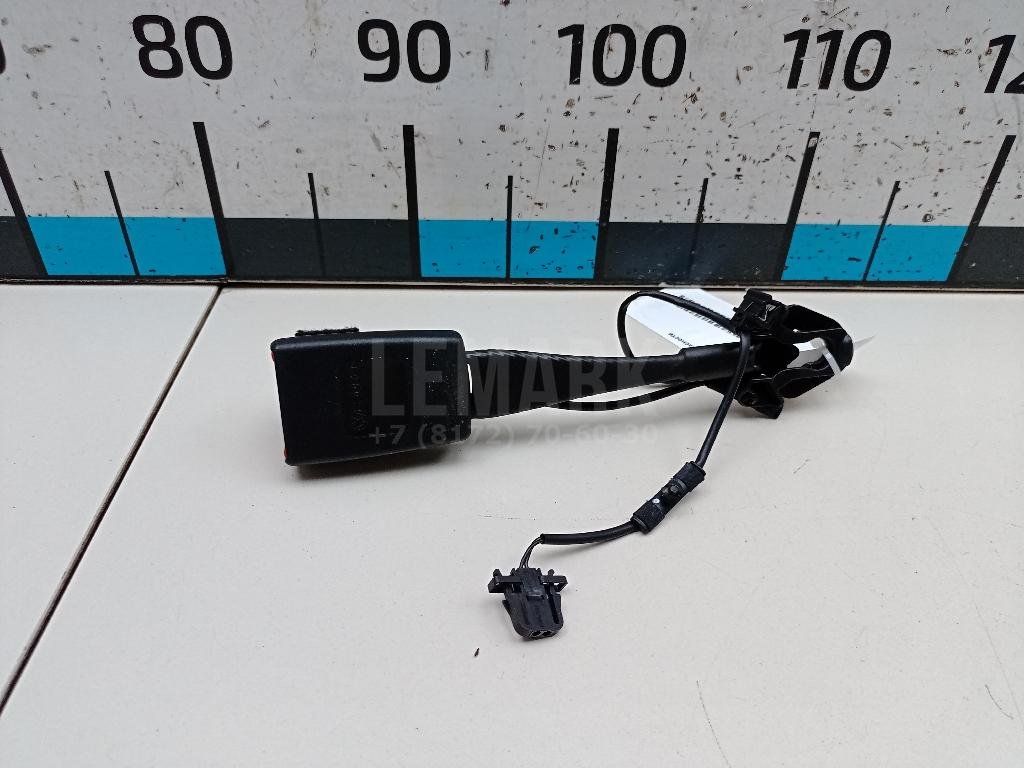 Ответная часть ремня безопасности