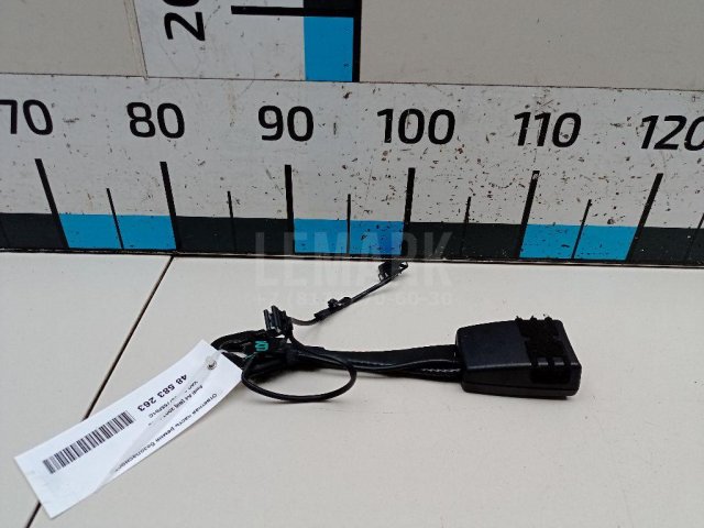 Ответная часть ремня безопасности