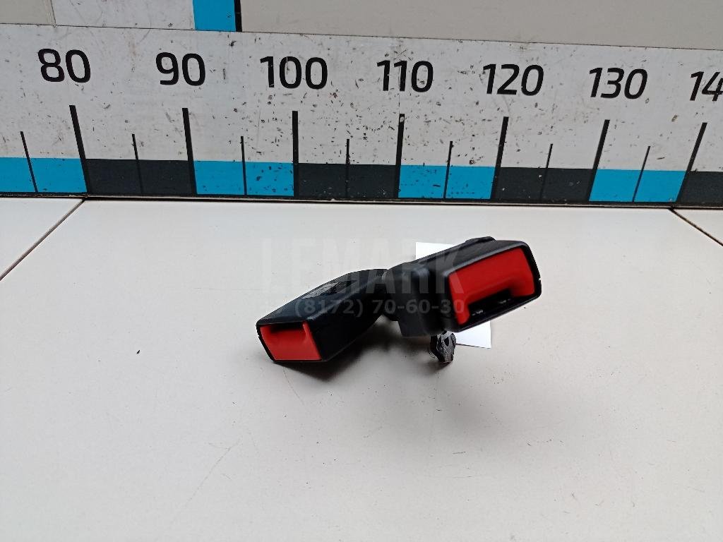 Ответная часть ремня безопасности