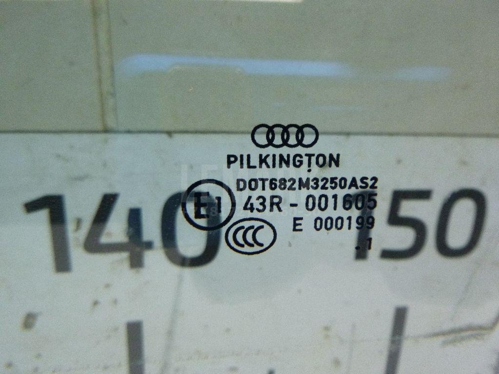 Стекло двери передней левой