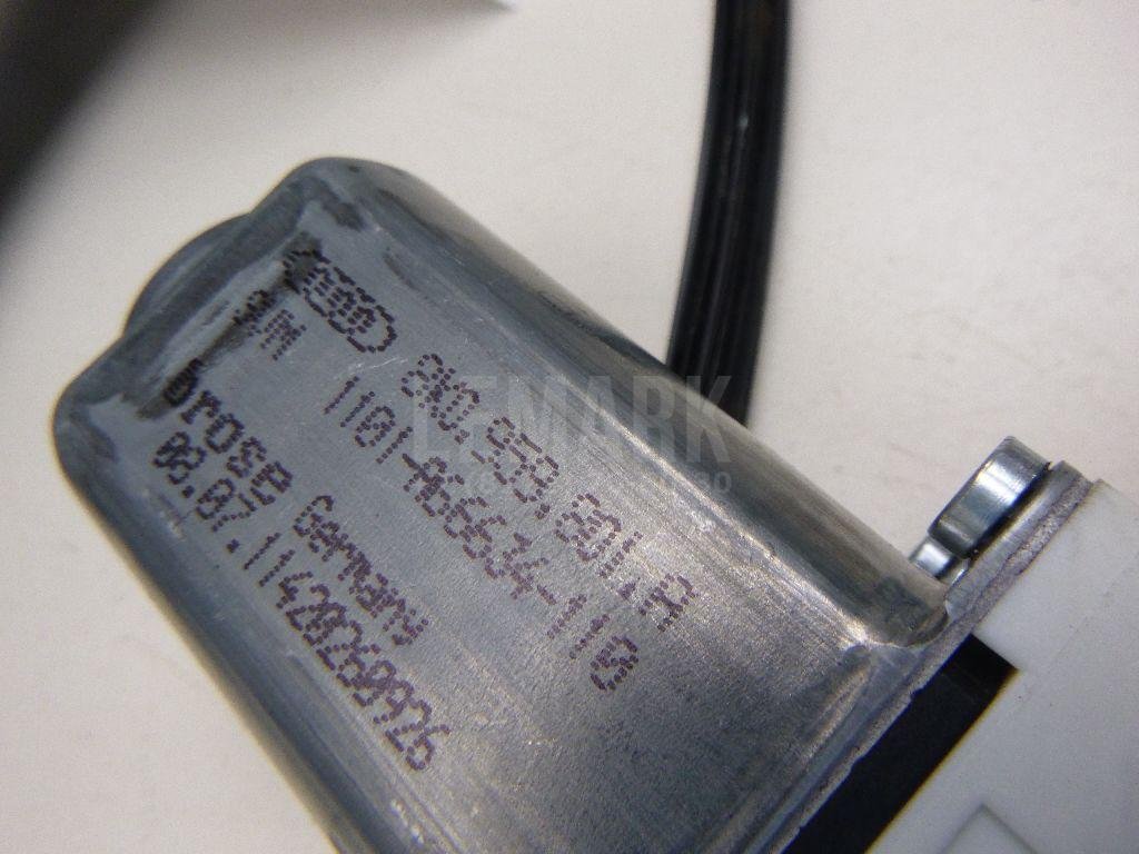 Стеклоподъемник электр. передний левый