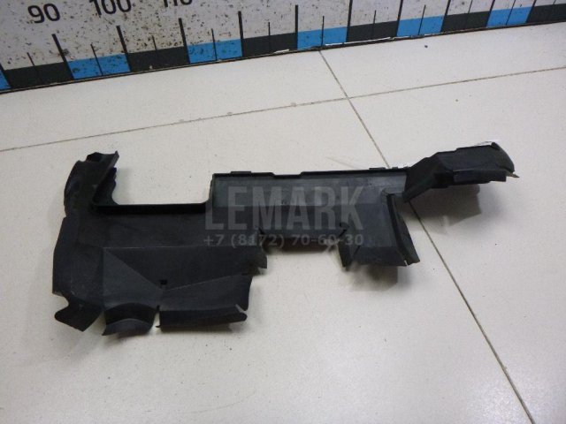 Воздуховод радиатора правый