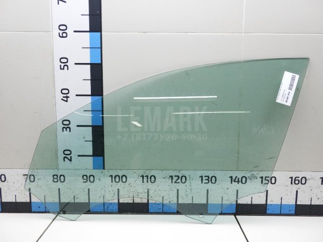 Стекло двери передней левой