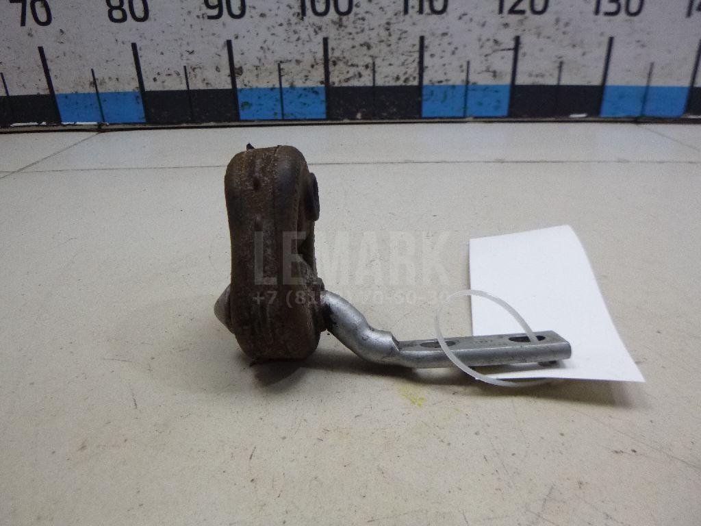 Кронштейн глушителя