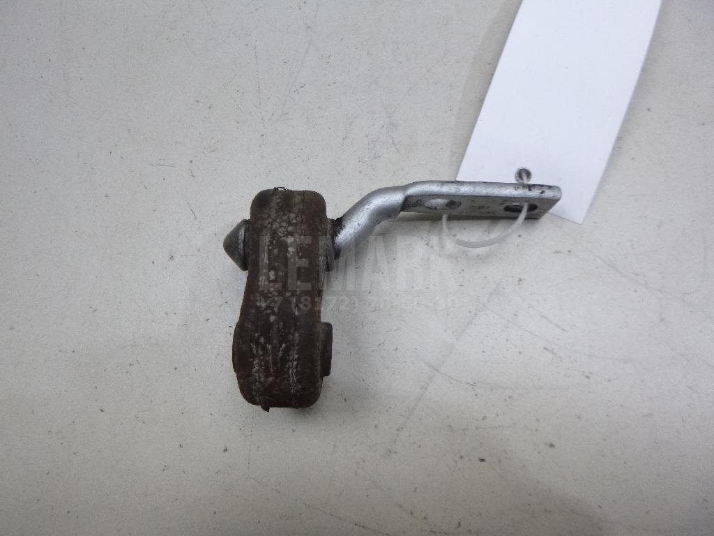 Кронштейн глушителя