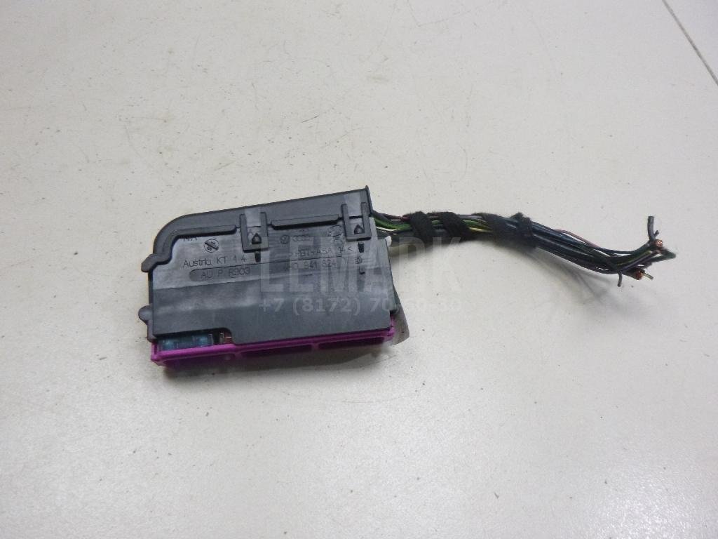 Блок предохранителей для  Audi 100 [C4] 1991-1994