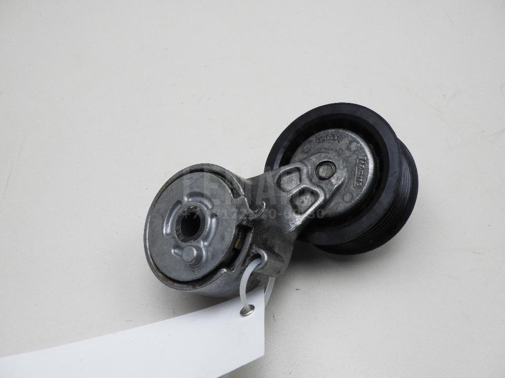 Ролик руч.ремня с кронштейном