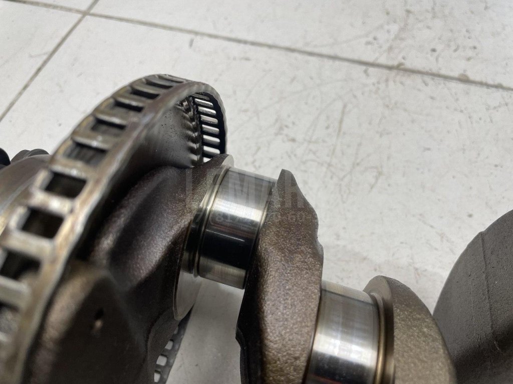 Коленвал для  Audi A3 [8P1] 2003-2013