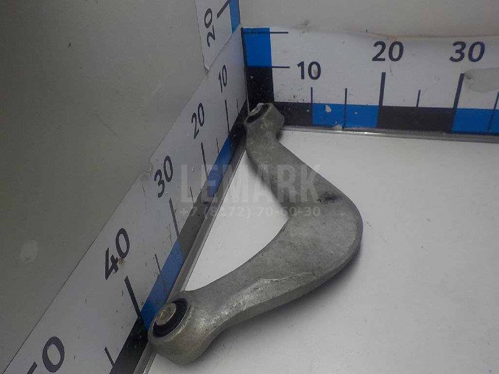 Рычаг задний верхний левый