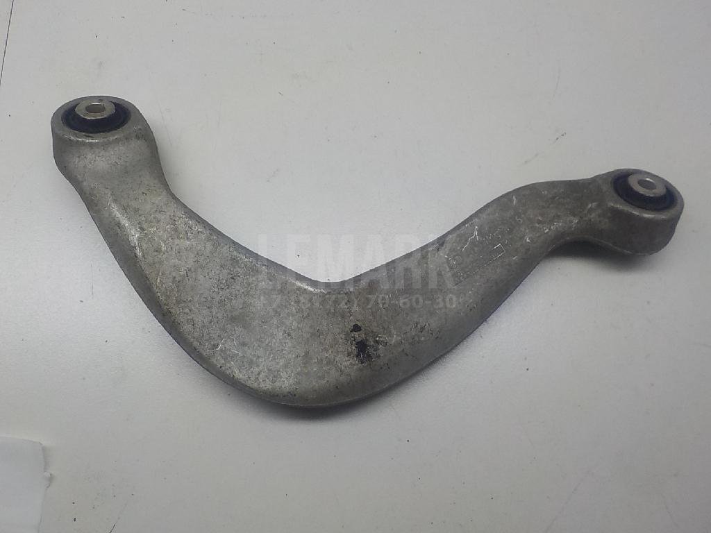 Рычаг задний верхний левый