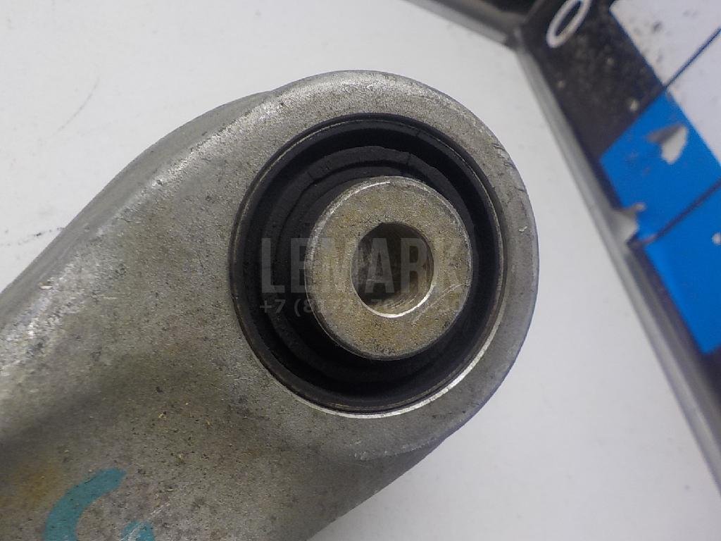 Рычаг задний верхний левый