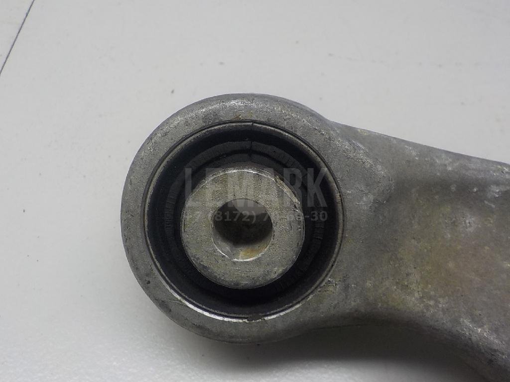 Рычаг задний верхний левый