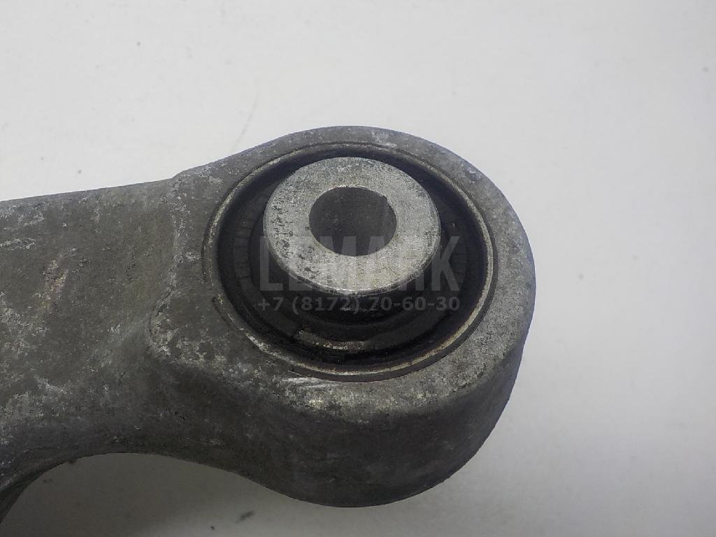 Рычаг задний верхний левый