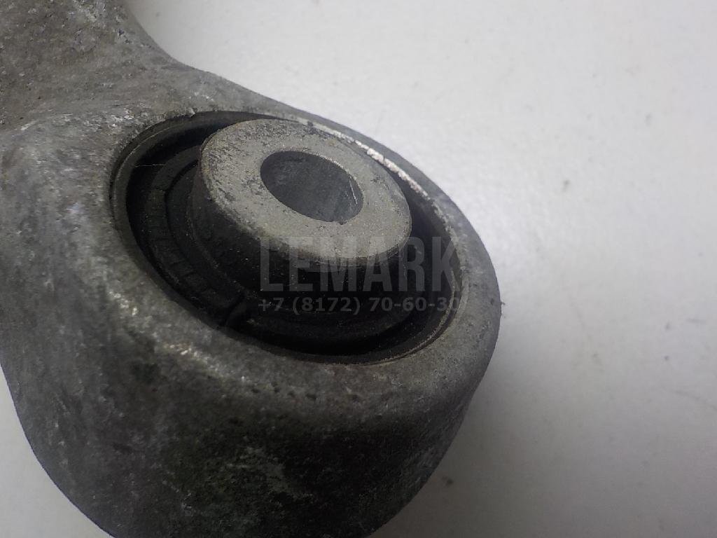 Рычаг задний верхний левый