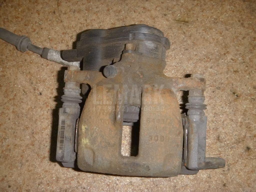 Скоба суппорта заднего правого