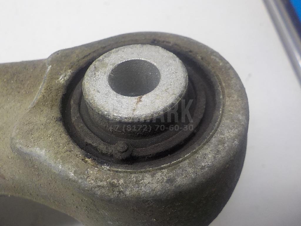 Рычаг задний верхний левый