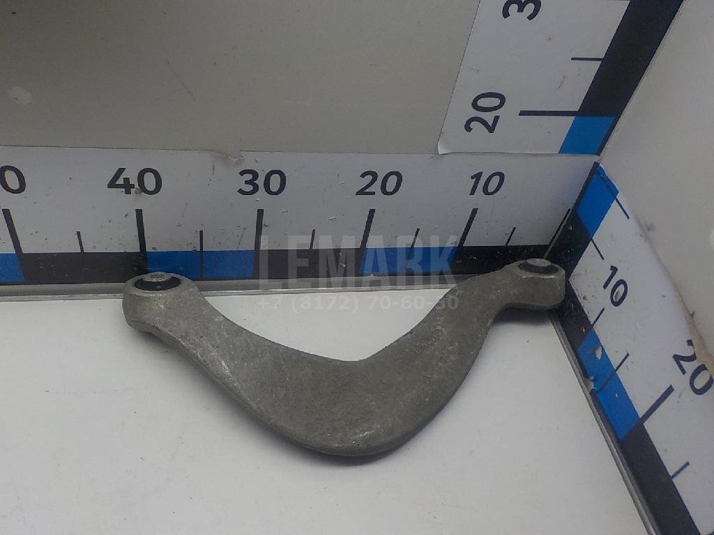 Рычаг задний верхний левый