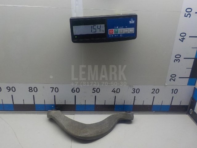 Рычаг задний верхний левый