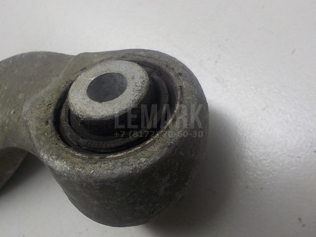 Рычаг задний верхний левый