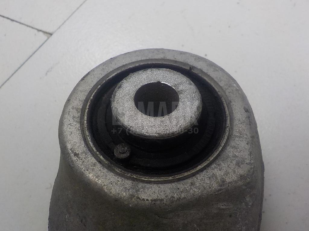 Рычаг задний верхний левый