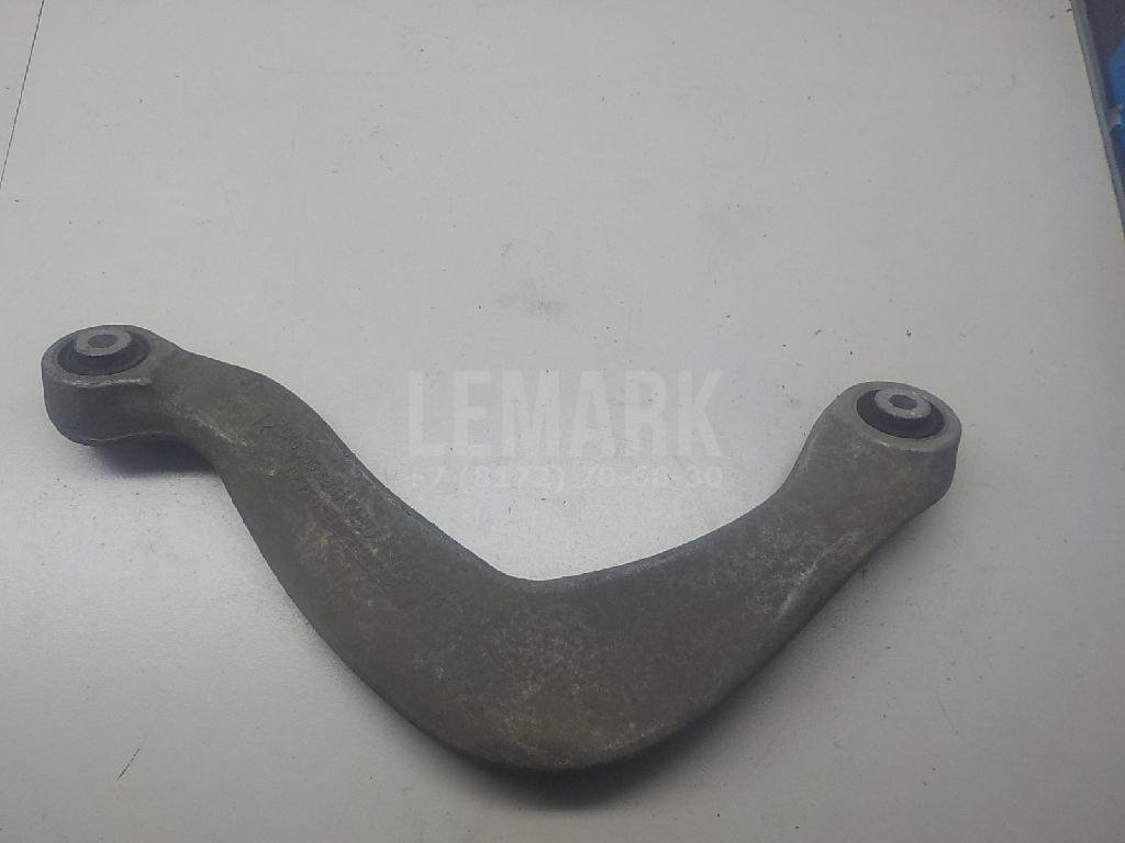 Рычаг задний верхний правый