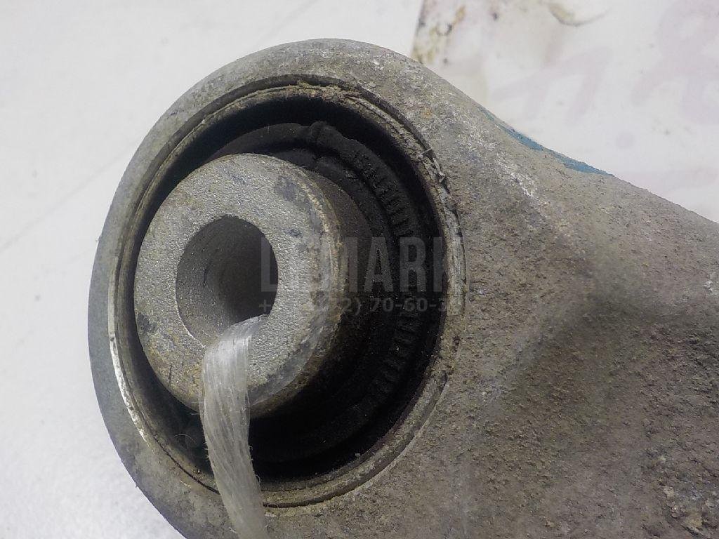 Рычаг задний верхний левый