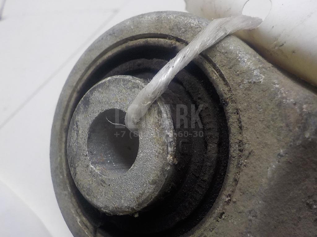 Рычаг задний верхний левый