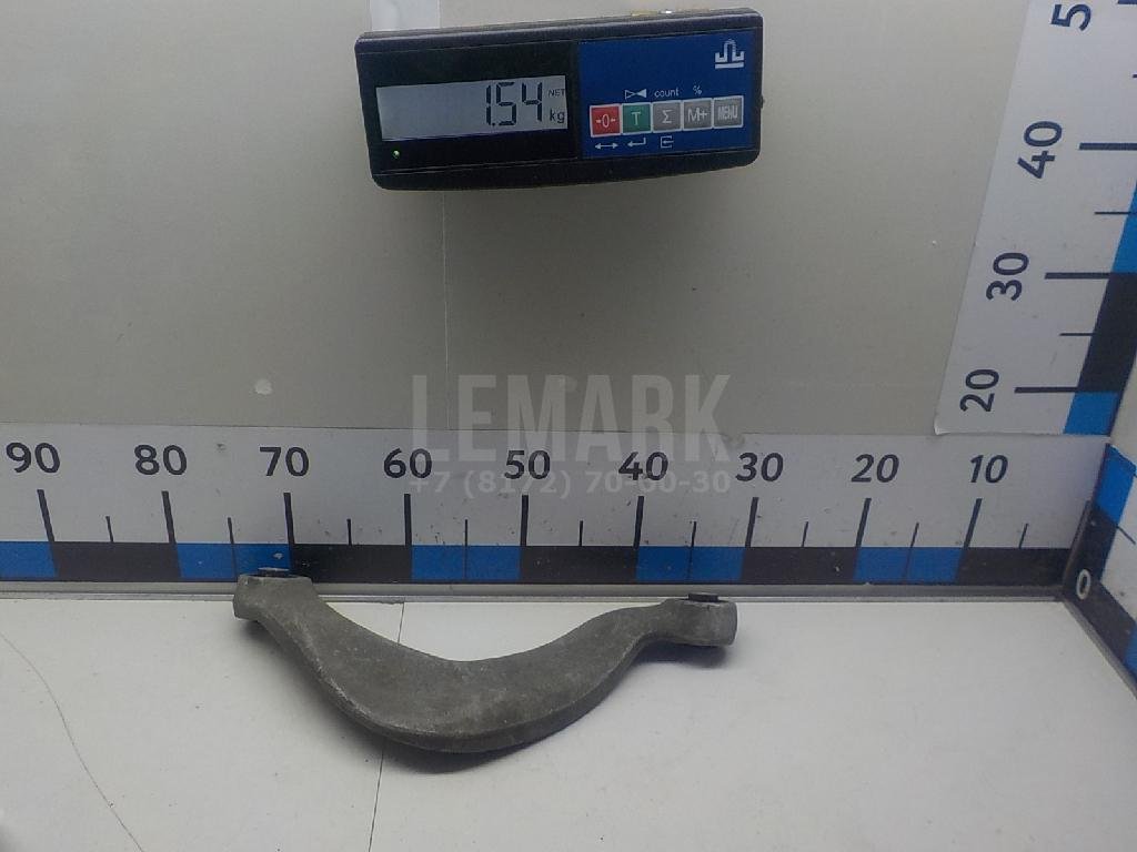 Рычаг задний верхний левый