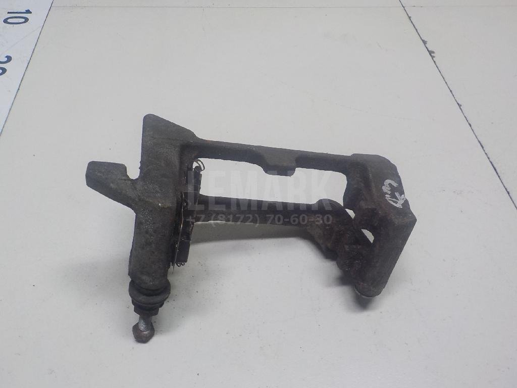 Скоба суппорта заднего правого