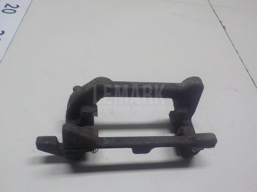 Скоба суппорта заднего правого