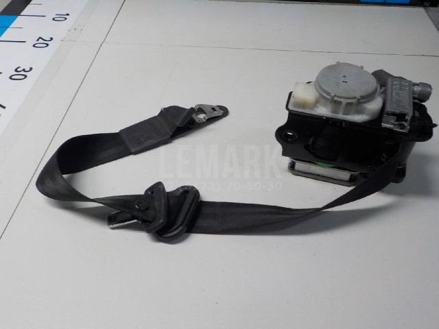 Ремень безопасности с пиропатроном