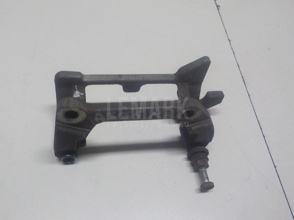 Скоба суппорта заднего правого