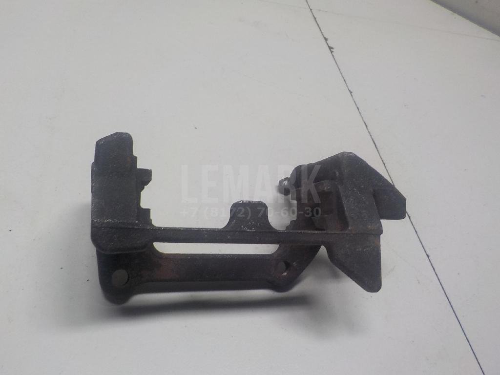 Скоба суппорта заднего правого