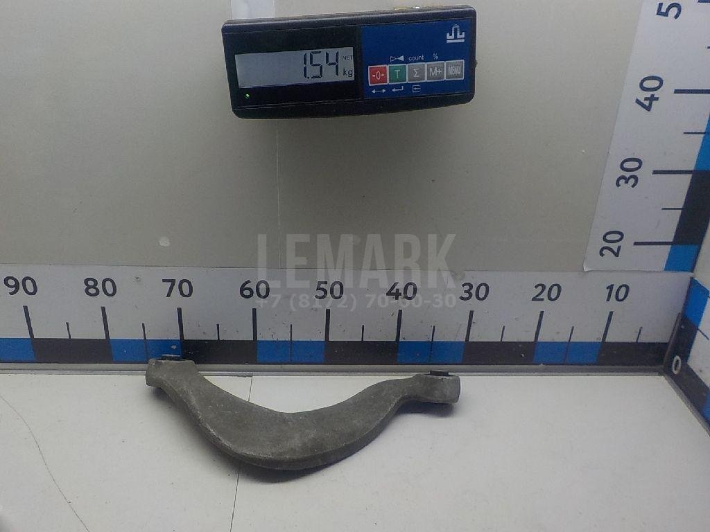 Рычаг задний верхний левый