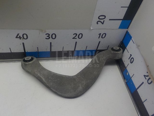 Рычаг задний верхний левый