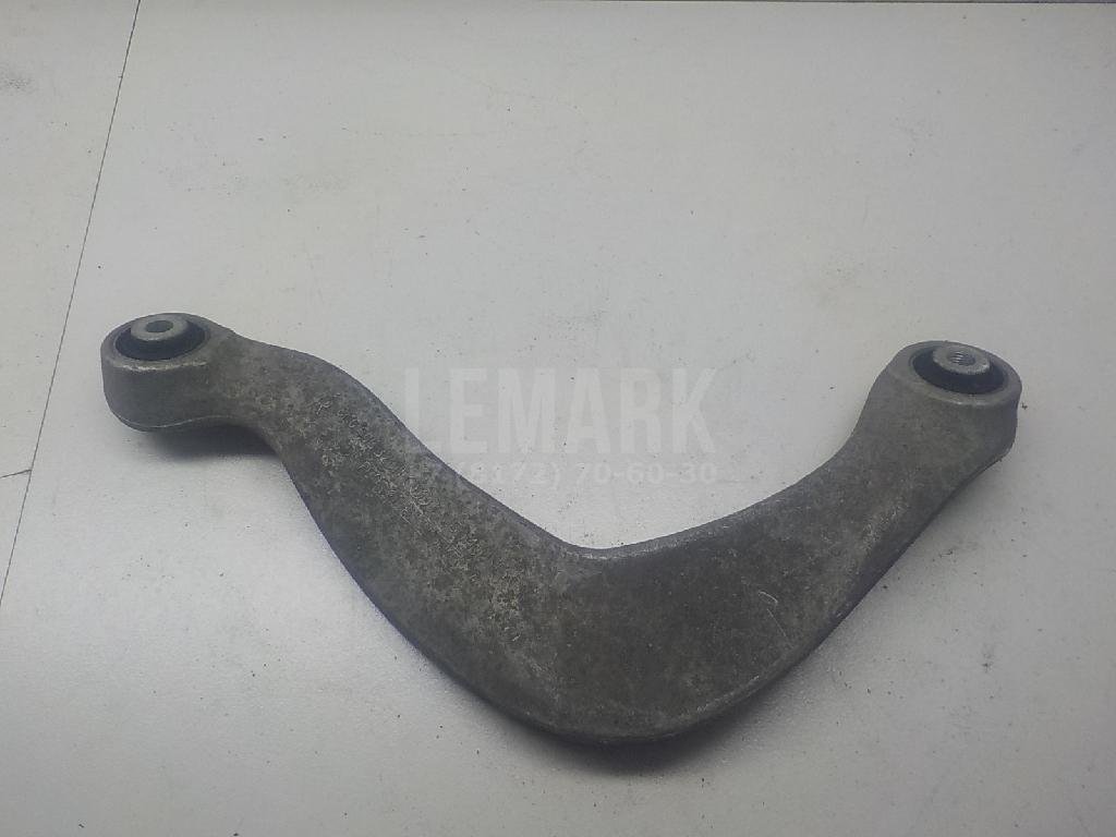 Рычаг задний верхний правый