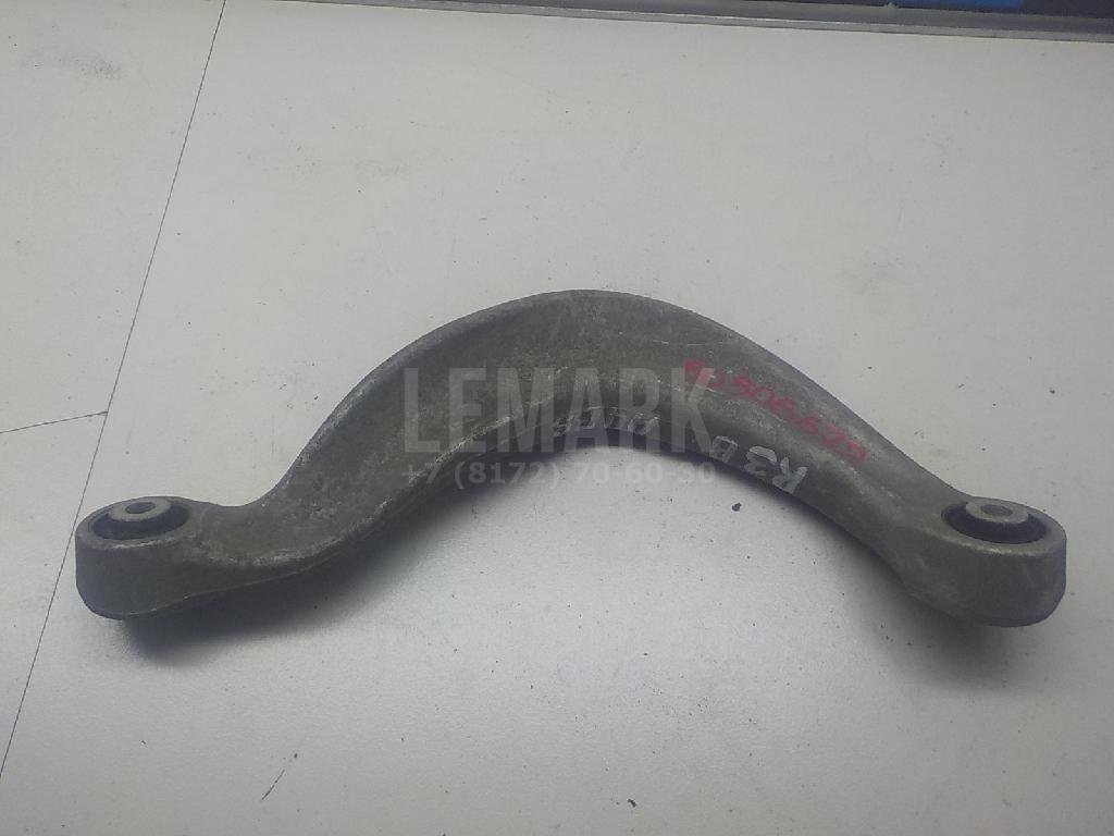 Рычаг задний верхний правый