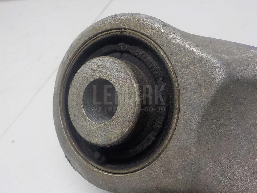 Рычаг задний верхний левый